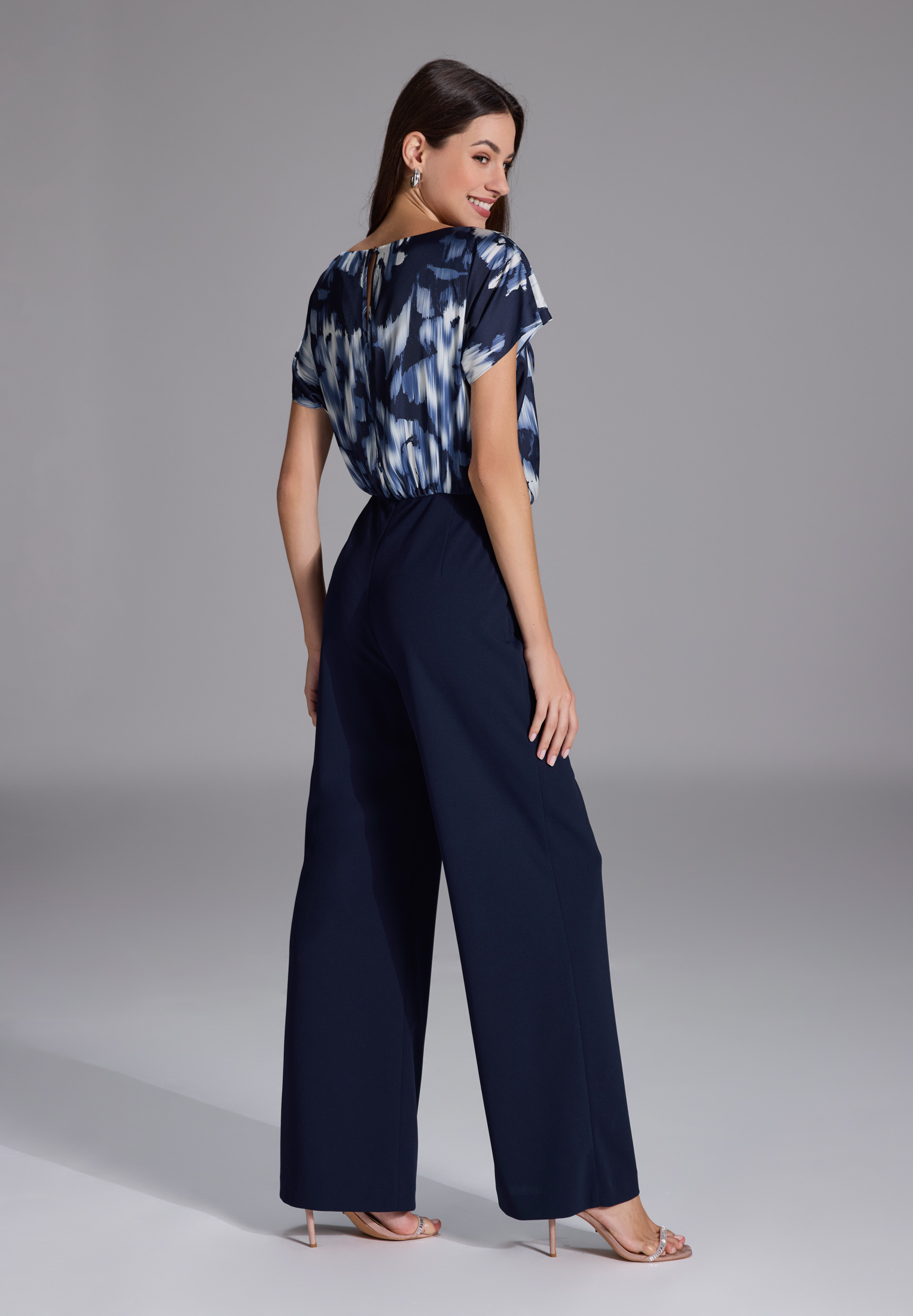 Swing Jumpsuit mit bedrucktem Satin Top u navy 2