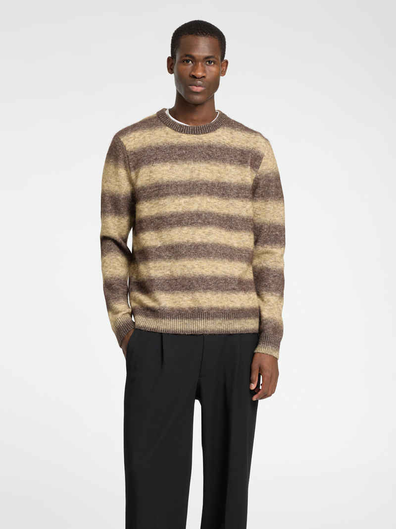 Selected SLHRAI LS KNIT RELAXED OMBRE CREW N 212190002-Starfish/Chocolate Torte ombre 2