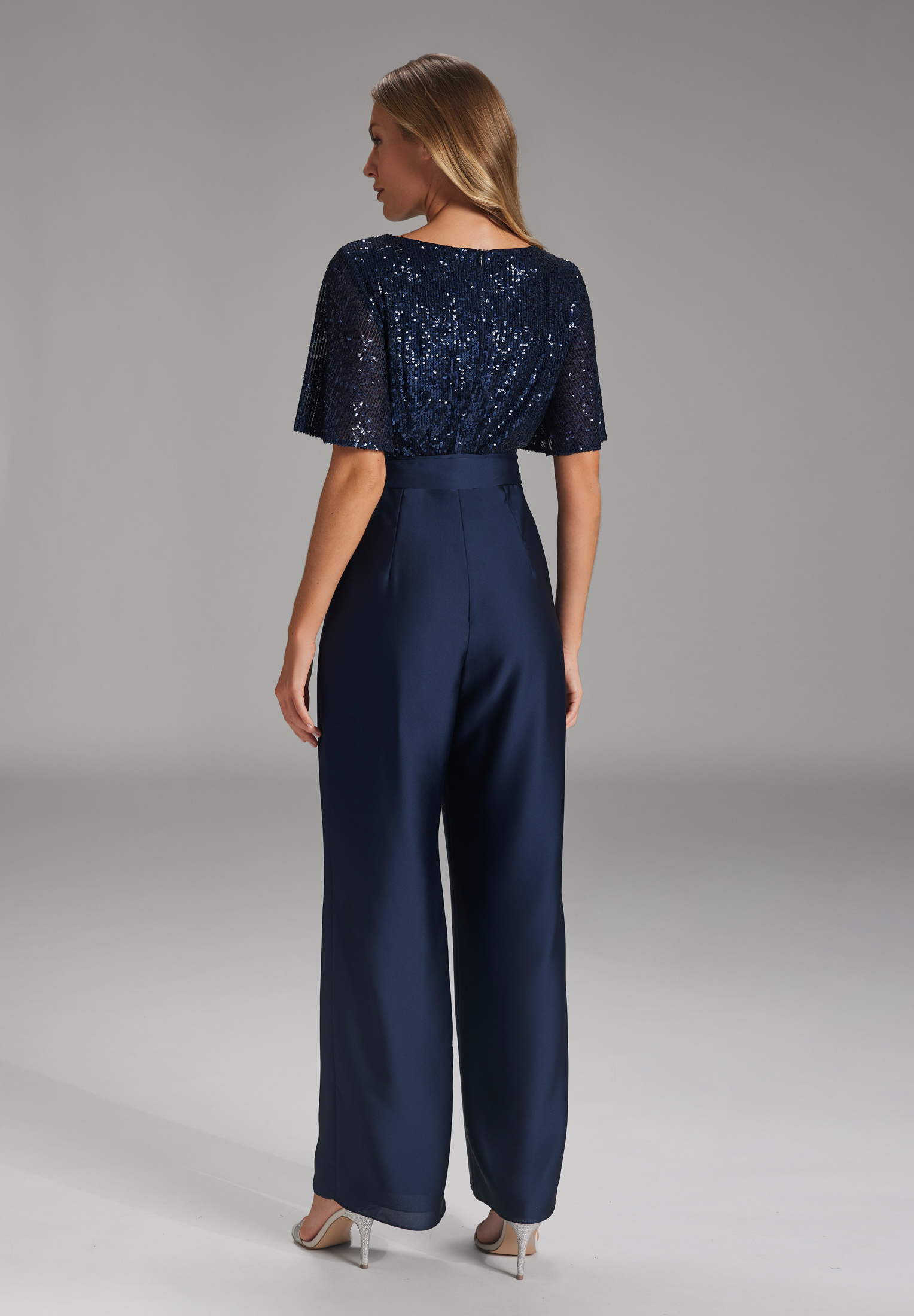 Swing Jumpsuit aus Material-Mix navy 2