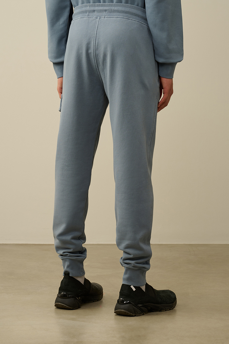 C.P. Company JOGGING PANT IN BRUSHED EMERIZED DIAGONAL FLEECE Blauw-1 4