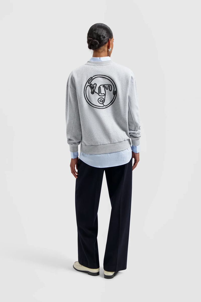 Olaf Hussein NOSTALGIA FACE CREWNECK Grijs-1 3