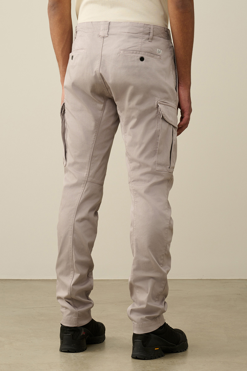 C.P. Company STRETCH SATEEN ERGONOMIC LOGO CARGO PANTS Grijs-1 3